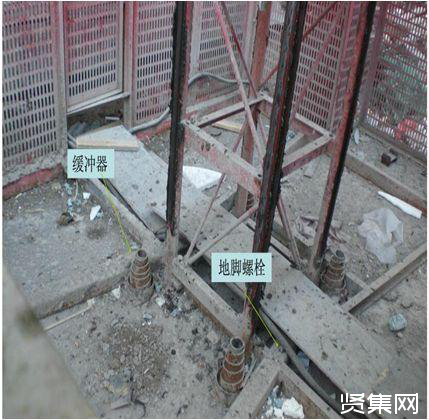 施工升降机安全保护装置、安全通病及防治措施